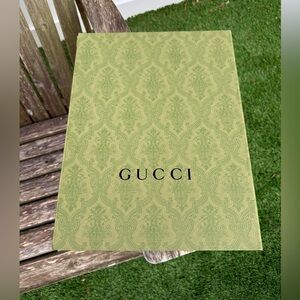 Gucci Green‎ Damask Embossed Cardboard Empty Box And Tissue Only 14x11x5”